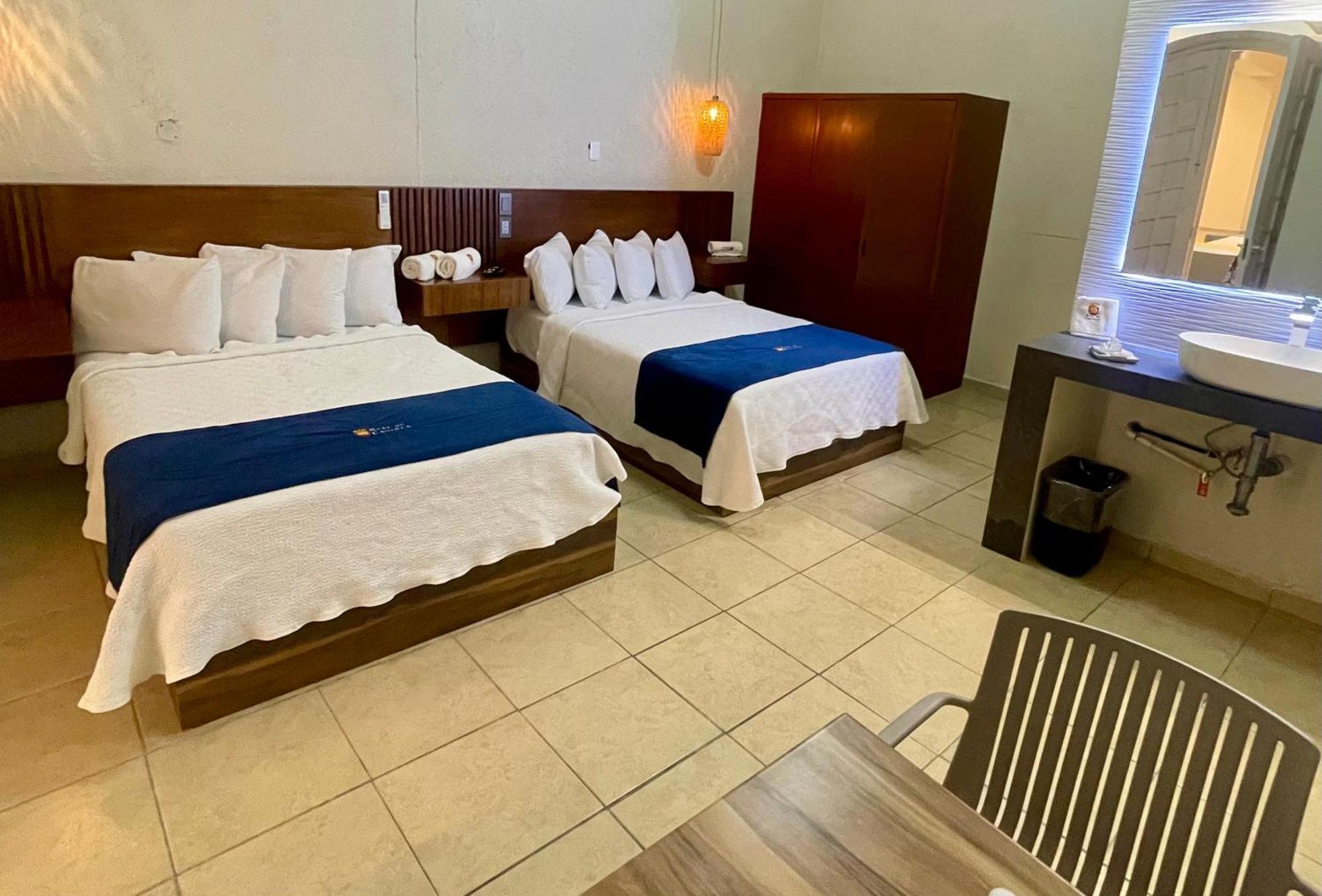 Hotel Real De Castilla Nuovo Гвадалахара Екстер'єр фото